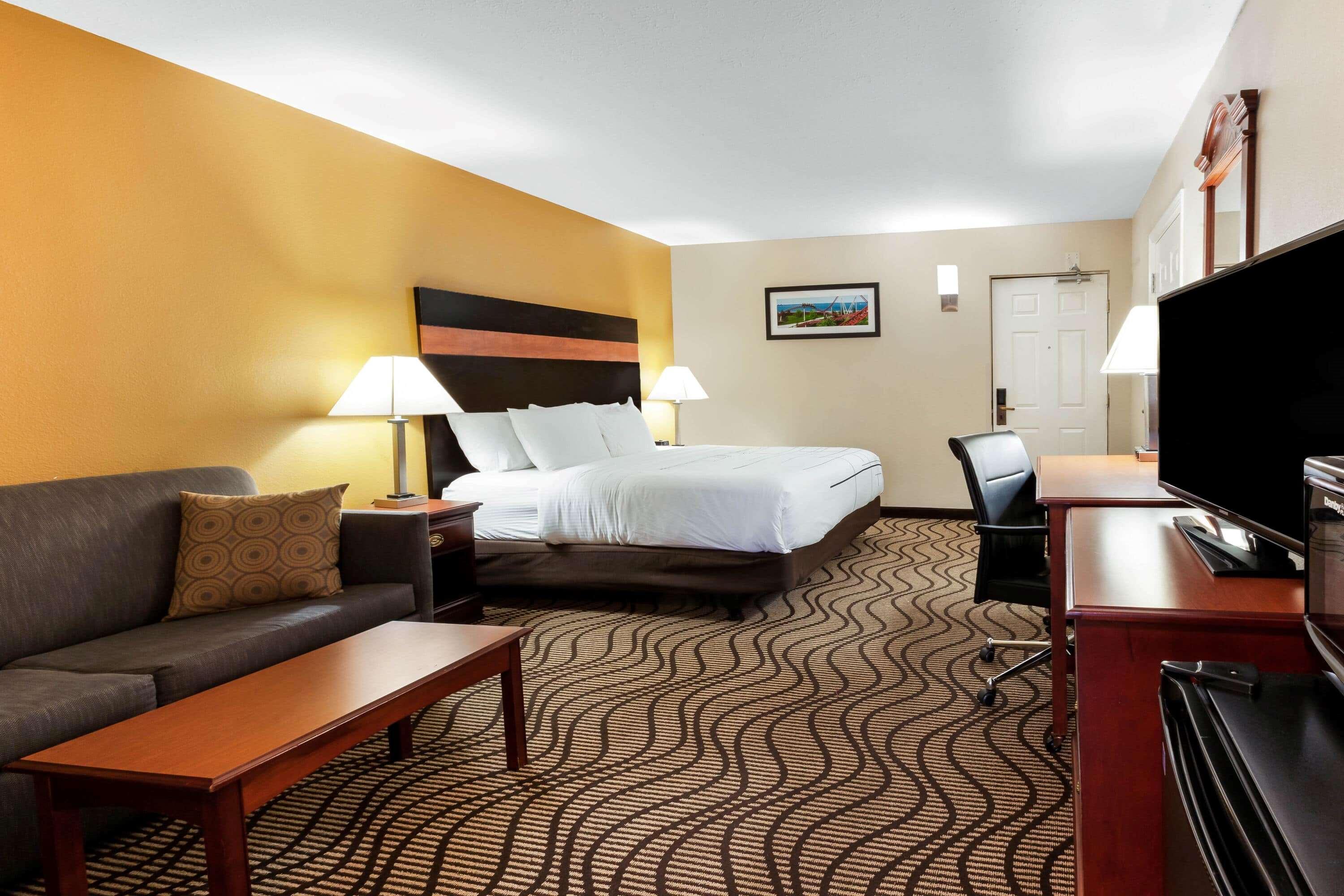 La Quinta Inn By Wyndham Sandusky Near Cedar Point Exterior foto