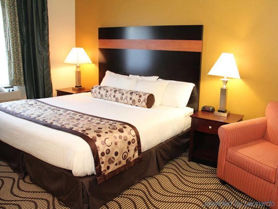 La Quinta Inn By Wyndham Sandusky Near Cedar Point Exterior foto