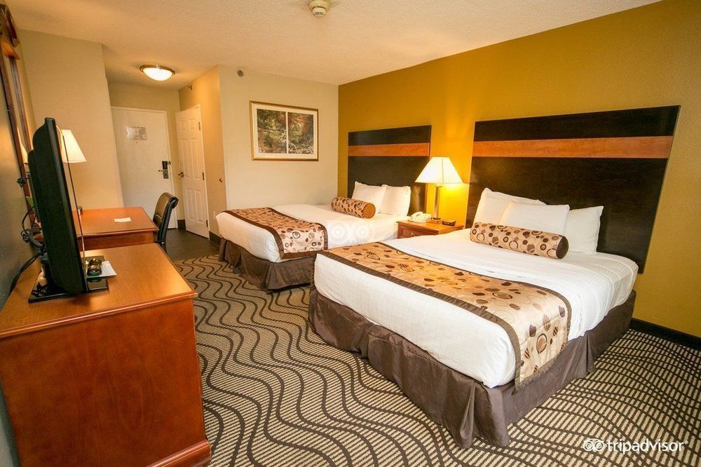 La Quinta Inn By Wyndham Sandusky Near Cedar Point Exterior foto